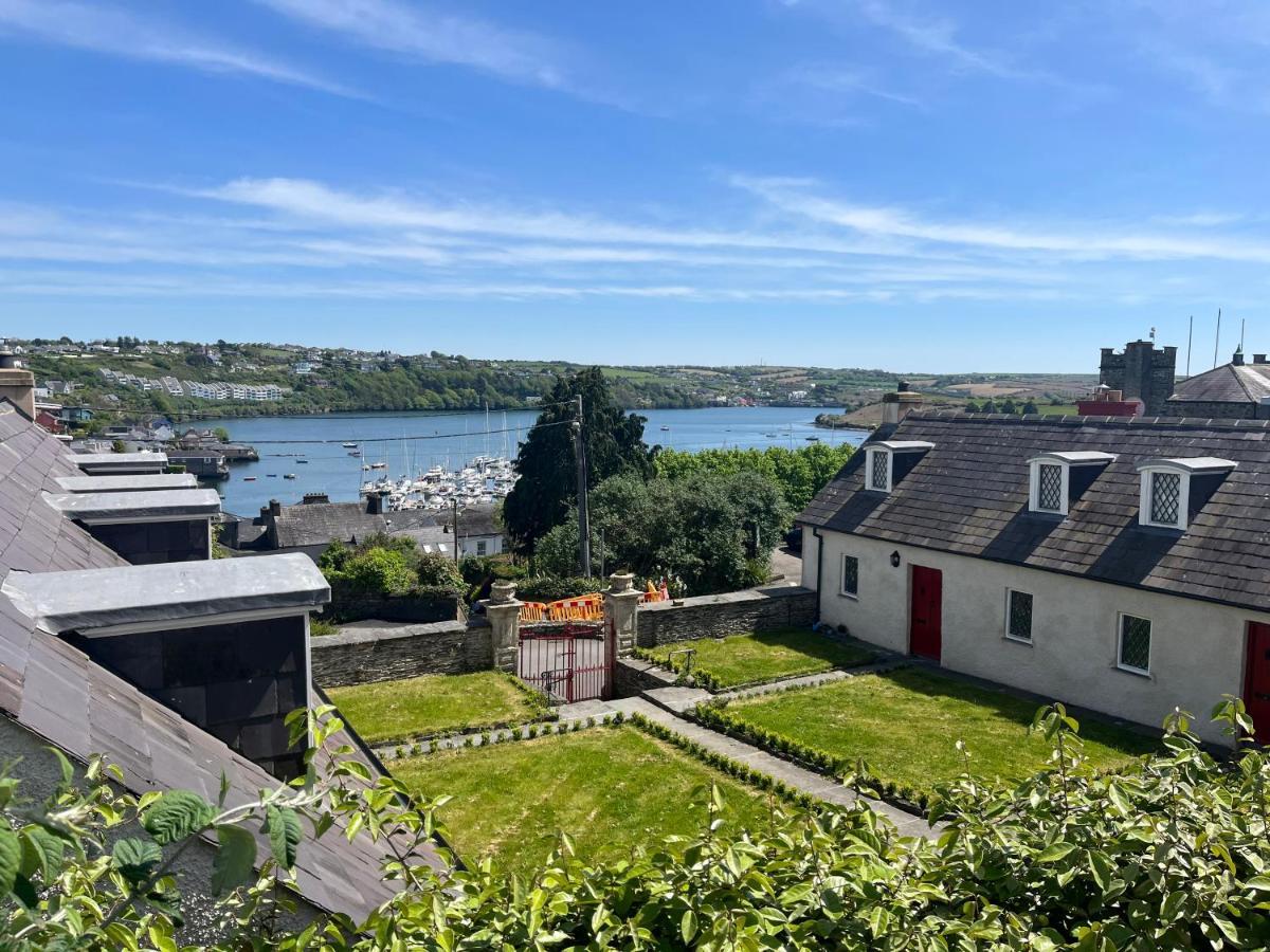 Alms Houses Kinsale Eksteriør billede